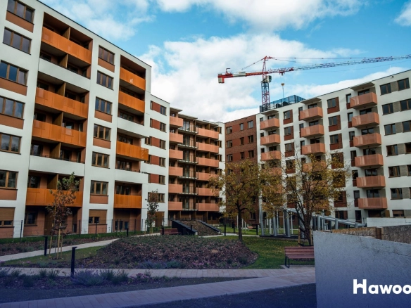 Modern condo under construction showing why buyers should test a developer before buying off-plan